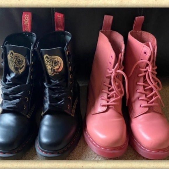 De Martens uk5 translucent pink soles 8 eye boots - Picture 3 of 4